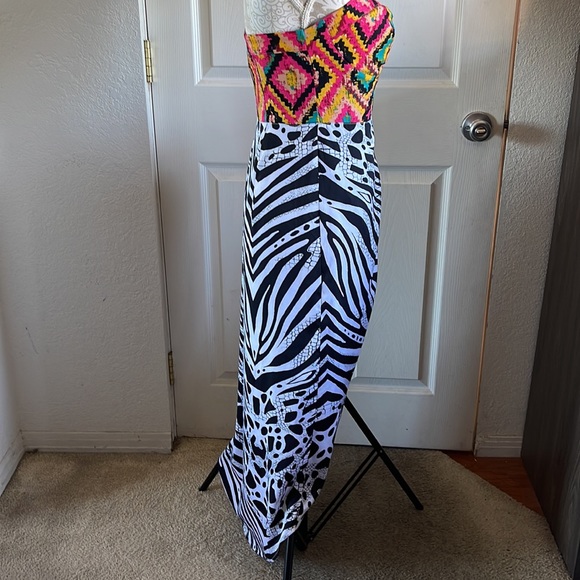 Sleeveless sun dress 👗 - Picture 4 of 7